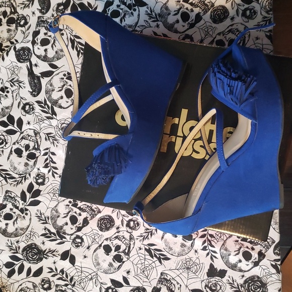 FRINGE ROYAL BLUE WEDGES WITH CRIS CROSS STRAPS - Picture 6 of 11